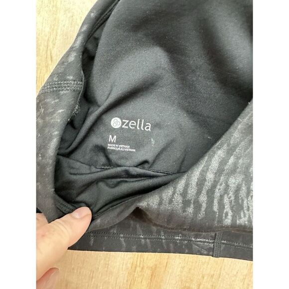 *Zella* Sports Bra Black Strappy Cross Back Crop Top Womens  Small Work Out Yoga - Picture 3 of 4